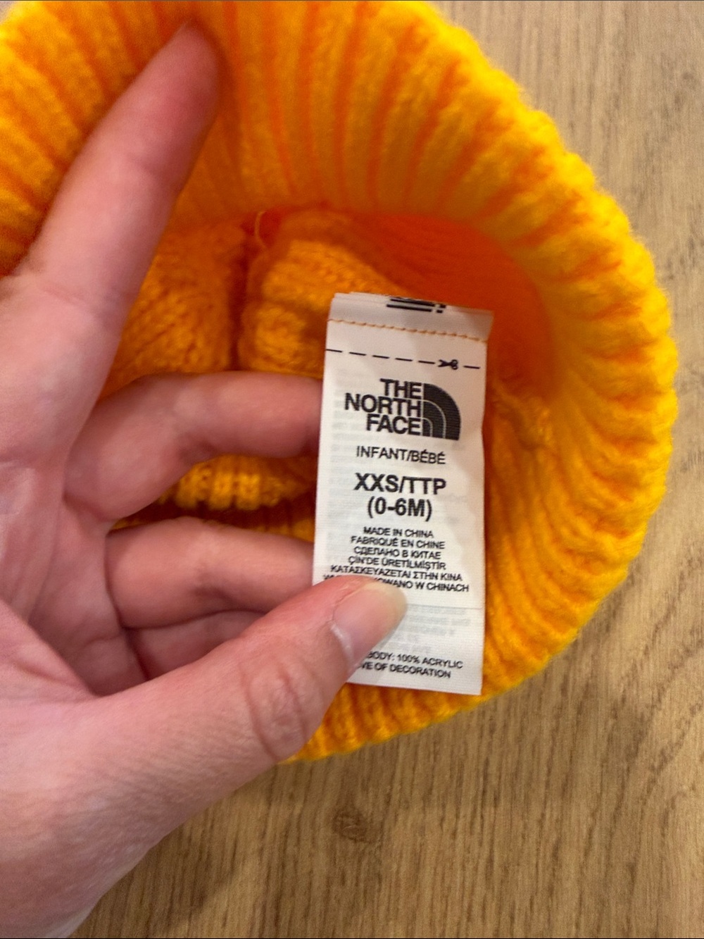 The North Face infant Pom Beanie - Picture 2 of 2